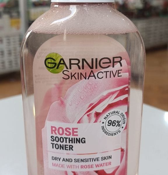 تونر تسکین‌دهنده گل رز — آرامش و لطافتی برای پوست حساس Garnier