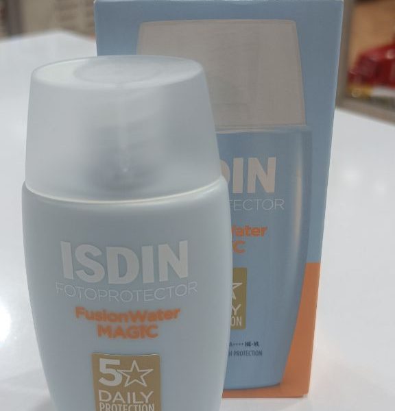 ضد آفتاب فیوژن واتر مجیک | I.S.D.I.N. Fusion Water Magic SPF 50.+ | اصل